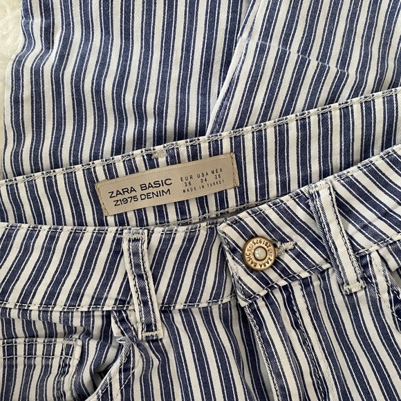 Zara Stripped Raw Edge Jeans - Picture 5 of 9
